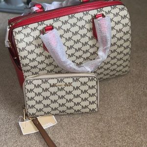 Michael Kors wristlet